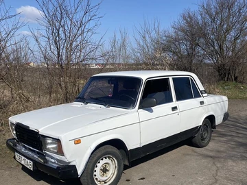 Авто ВАЗ 2107 1992 № 8837607