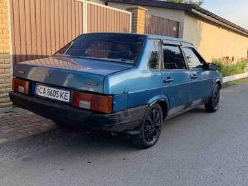 Авто ВАЗ 21099 1998 № 8837621
