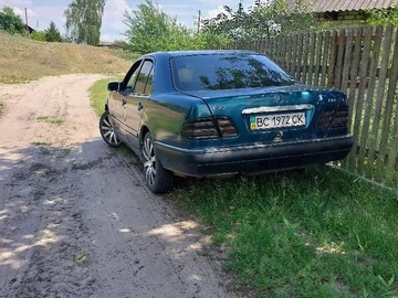 Авто Mercedes 220 1999 № 8837731