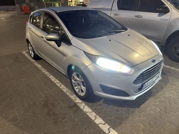 Авто Ford Fiesta 2015 № 8837745