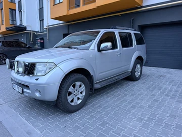 Авто Nissan Pathfinder 2005 № 8838083