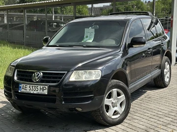 Авто Volkswagen Touareg 2004 № 8838254