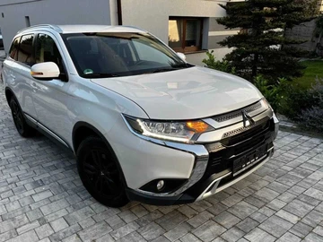 Авто Mitsubishi Outlander 2020 № 8838313