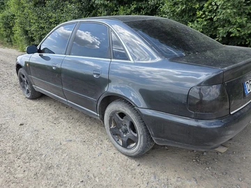 Авто Audi A4 1999 № 8838321