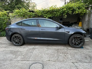 Авто Tesla Model 3 2022 № 8838402
