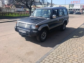 Авто Mitsubishi Pajero 1997 № 8838408