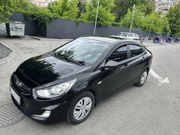 Авто Hyundai Accent 2013 № 8838543