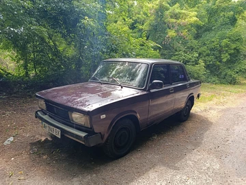 Авто ВАЗ 2105 1983 № 8838759