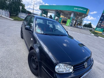 Авто Volkswagen Golf 2000 № 8838806