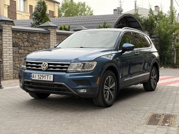 Авто Volkswagen Tiguan 2019 № 8839001