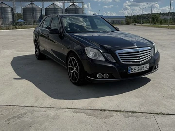 Авто Mercedes 220 2010 № 8839024