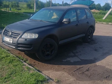 Авто Volkswagen Touareg 2003 № 8839123