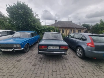 Авто ВАЗ 2107 2004 № 8839131