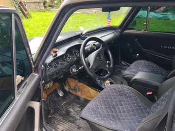 Авто ВАЗ 2106 1992 № 8839220