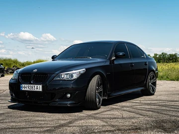 Авто BMW 5 Серия 2005 № 8839247