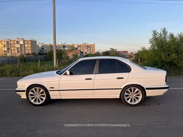 Авто BMW 5 Серия 1990 № 8839264