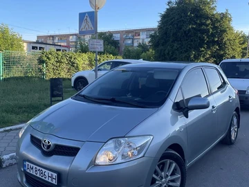 Авто Toyota Auris 2008 № 8839535