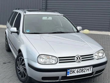 Авто Volkswagen Golf 2002 № 8839546