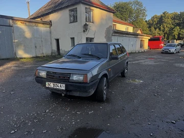 Авто ВАЗ 2109 1999 № 8839637