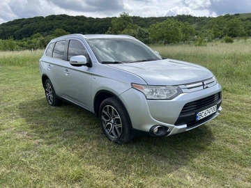 Авто Mitsubishi Outlander 2014 № 8839661