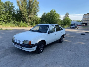 Авто Opel Kadett 1987 № 8839972