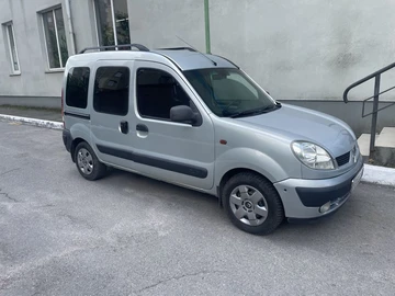 Авто Renault Kangoo Passenger 2005 № 8840029