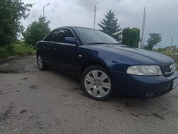 Авто Audi A4 2000 № 8840076