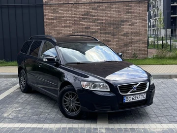 Авто Volvo V50 2008 № 8840079