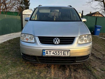 Авто Volkswagen Touran 2005 № 8840117