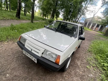 Авто ВАЗ 2108 1992 № 8840126