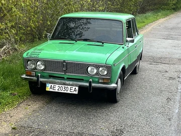 Авто ВАЗ 2103 1983 № 8840144