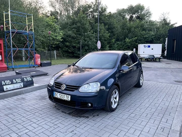 Авто Volkswagen Golf 2005 № 8840228