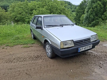 Авто ВАЗ 2109 2004 № 8840322