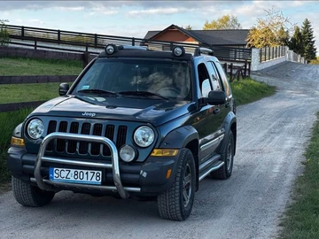 Авто Jeep Cherokee 2005 № 8840347