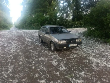 Авто ВАЗ 21099 1995 № 8840451
