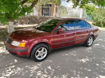 Авто Volkswagen Passat Sedan 1996 № 8840505