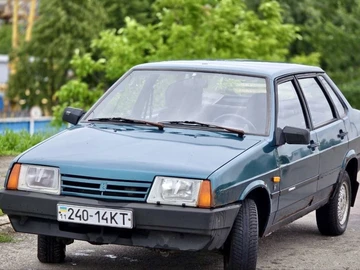 Авто ВАЗ 21099 2002 № 8840541