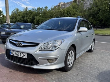 Авто Hyundai I30 2011 № 8840990