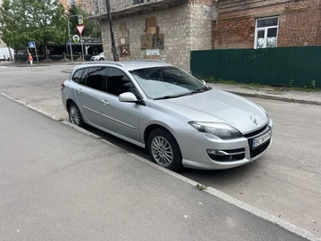 Авто Renault Laguna 2012 № 8841005