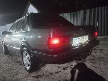 Авто Mazda 323 1989 № 8841190