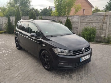 Авто Volkswagen Touran 2017 № 8841234