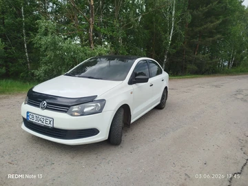 Авто Volkswagen Polo 2011 № 8841365