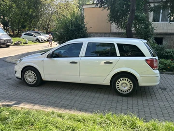Авто Opel Astra 2010 № 8841388