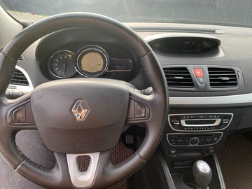 Авто Renault Megane 2009 № 8841400