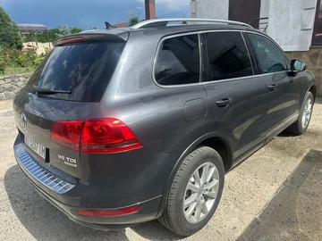 Авто Volkswagen Touareg 2011 № 8841421