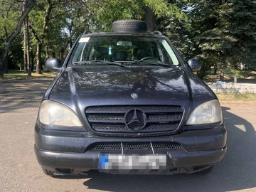Авто Mercedes Ml Серия 2001 № 8841433