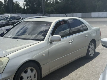Авто Lexus Ls Серія 2001 № 8841605