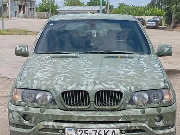 Авто BMW X5 2002 № 8841618