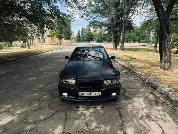 Авто BMW 3 Серия 1992 № 8841676