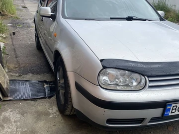 Авто Volkswagen Golf 1999 № 8841922